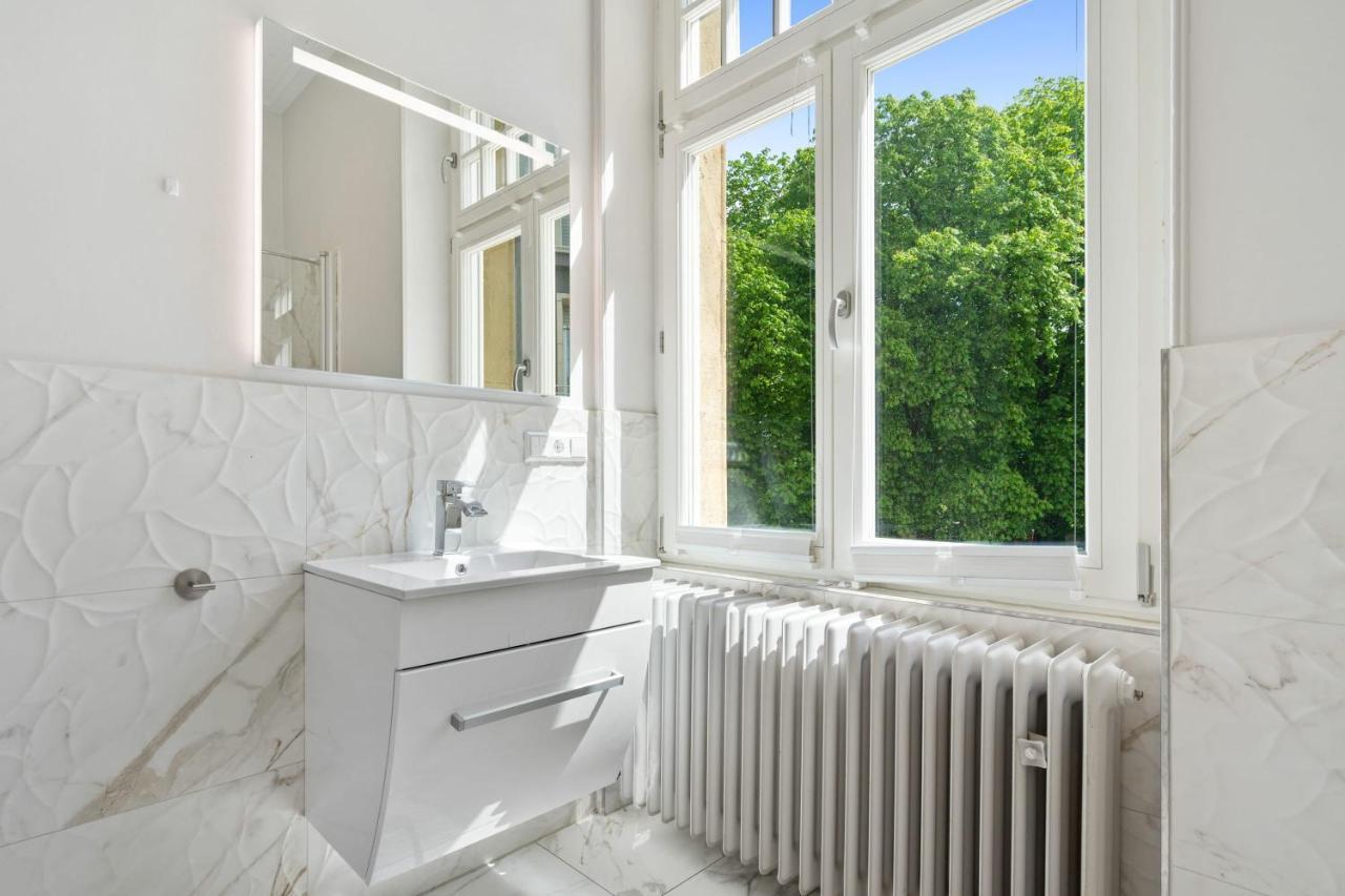 לוקסמבורג Room W Shared Bathroom&Kitchen In Luxury Villa מראה חיצוני תמונה